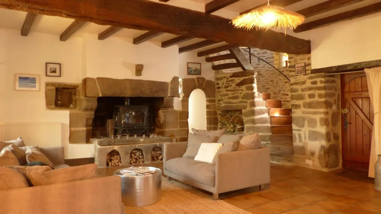 Maison Medievale De Charme A Baden Holiday home