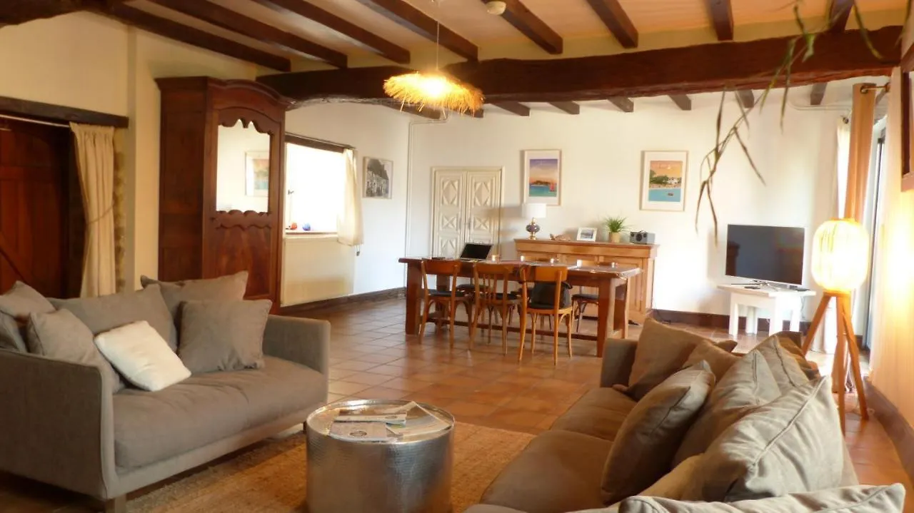 Holiday home Maison Medievale De Charme A Baden France
